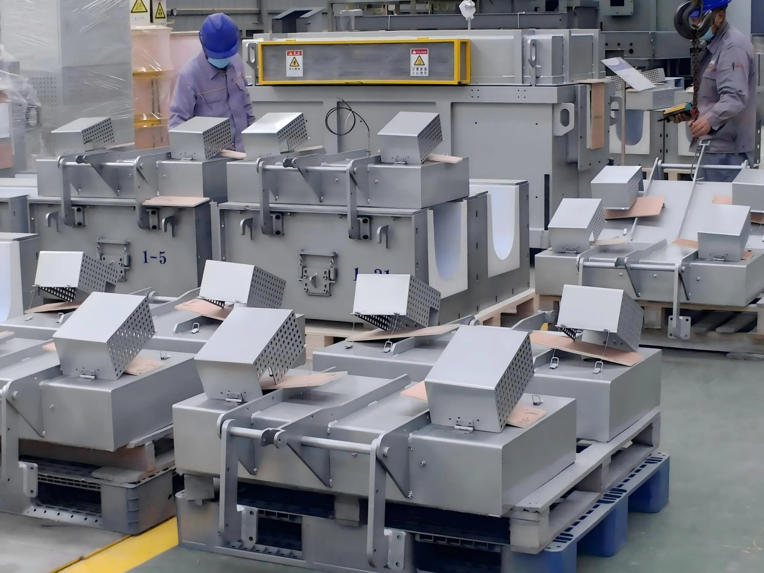 launder for molten aluminum